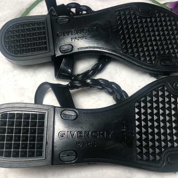 Givenchy Nea Chain Black Jelly Flat Sandal,Size-(EU)-39/(US)-9 but can fit 8-8.5 - Picture 11 of 14